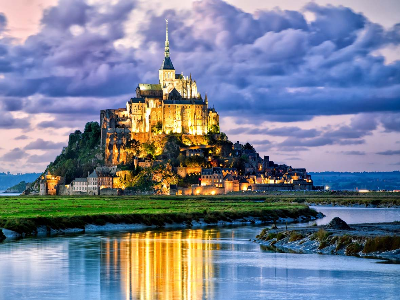 Незабутній острів-фортеця або гора святого Михайла у Франції