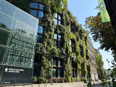 Париж: місто культури, світла і багатошарового європейського досвіду